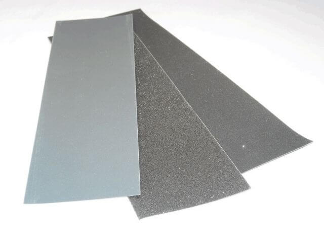 FEUILLES ABRASIVES KEMET